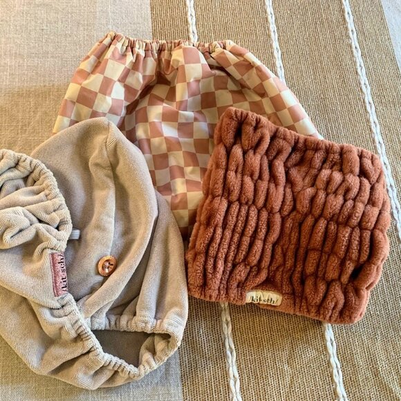 Kitsch Hair Bundle - Headband, Satin-Lined Shower Cap, Microfiber Hair Towel - Picture 1 of 4